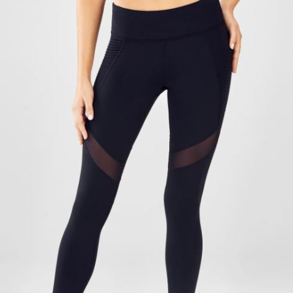 2 Fabletics  leggings NWT